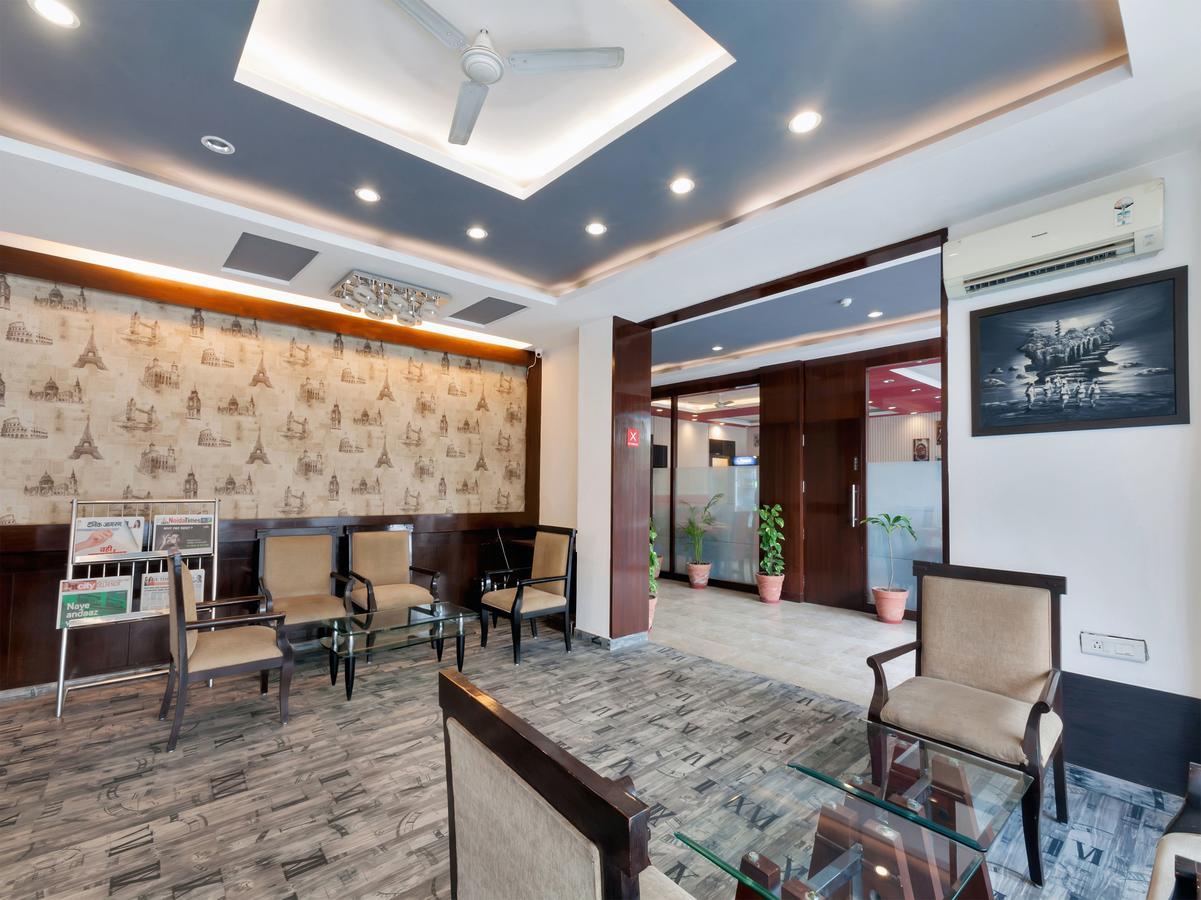 Oyo 9841 The Vivir 1 Hotel Noida Ngoại thất bức ảnh